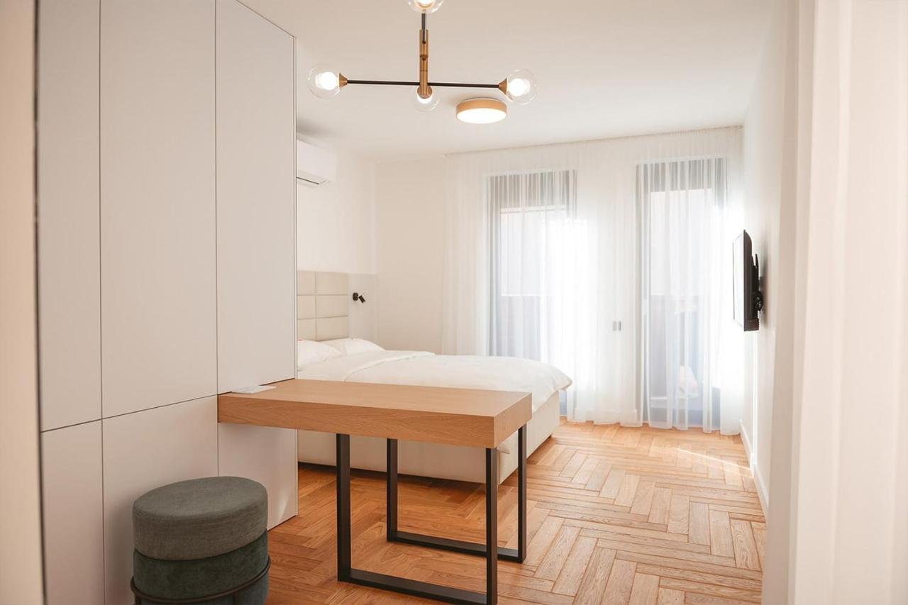 26Bricks Luxury Suites Oradea Exterior foto